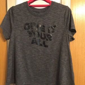 Old Navy Active size Medium tee
